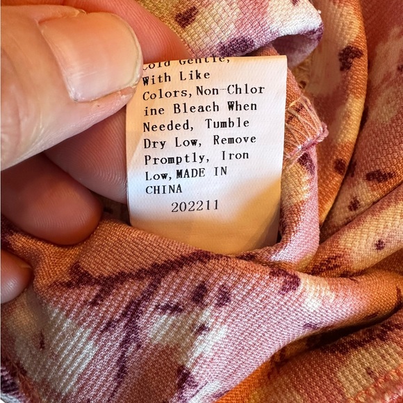 FLASH SALE!! Girls’ Khaki and Rose Floral Long Sleeved Dress with Headband - Picture 7 of 7